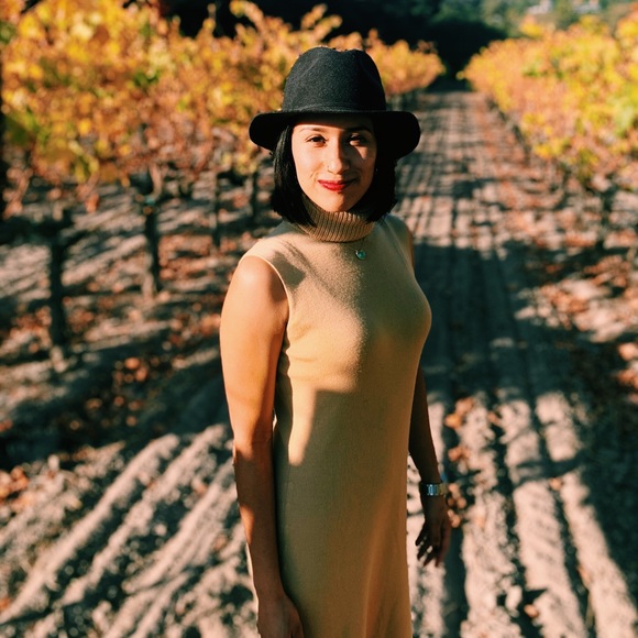 Meet your Posher, Gabriela - Picture 3 of 9